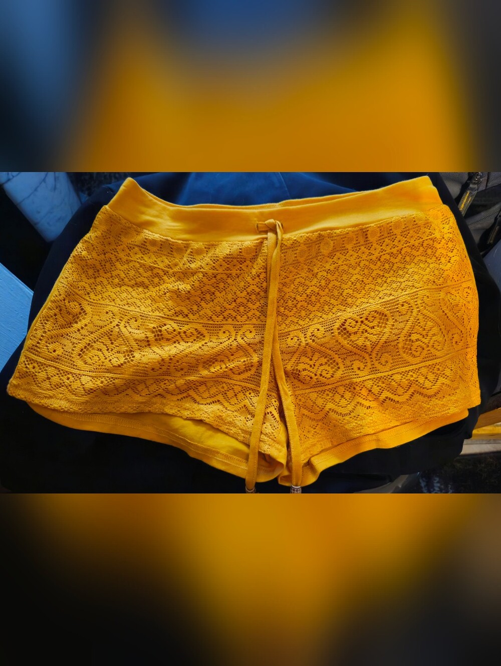 Women's Yellow Lace Lounge Shorts, Size Large